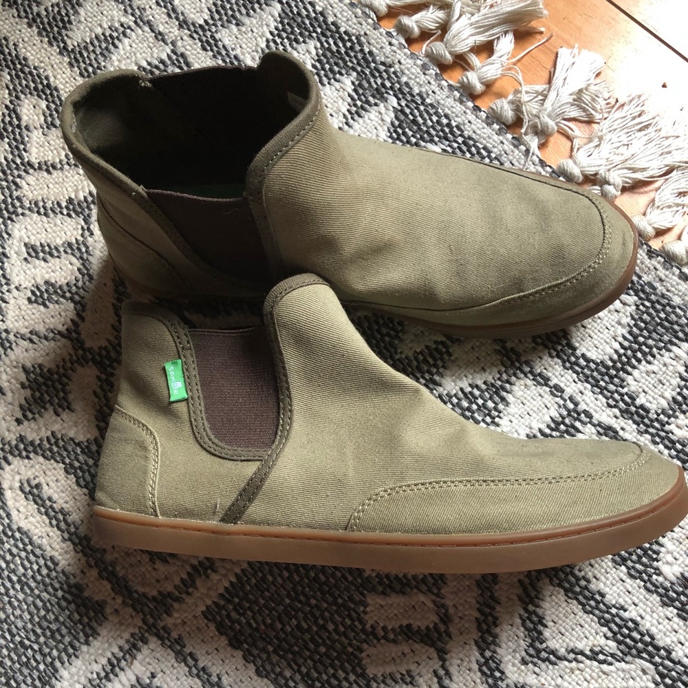Sanuk Canvas Boots - Olive Green